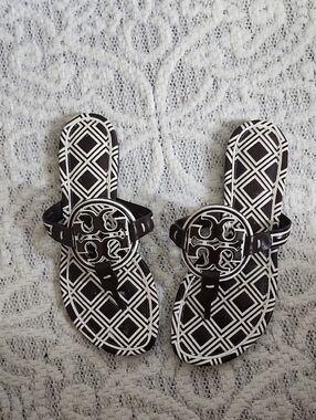 Tory Burch Dark Brown and White Logo Thong Sandals